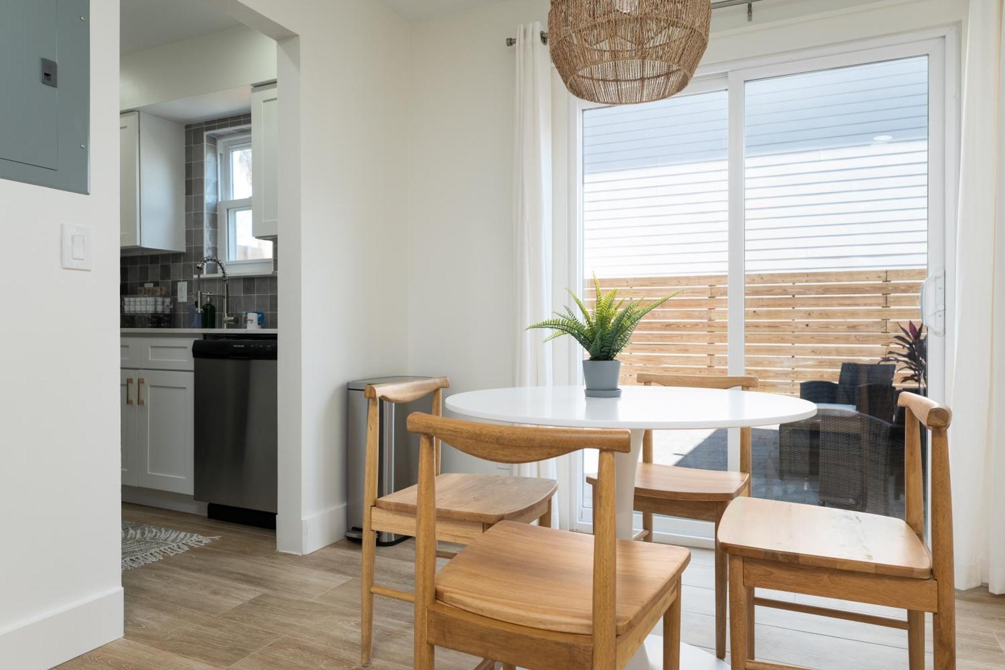 Be A Nomad 2 Bedroom Close To The Beach Джексонвілл-Біч Екстер'єр фото